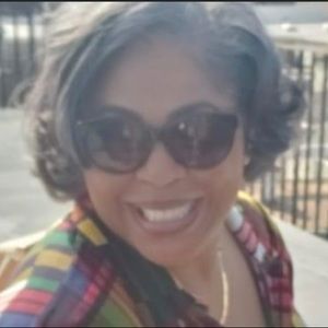 Meet your Posher, Kelli